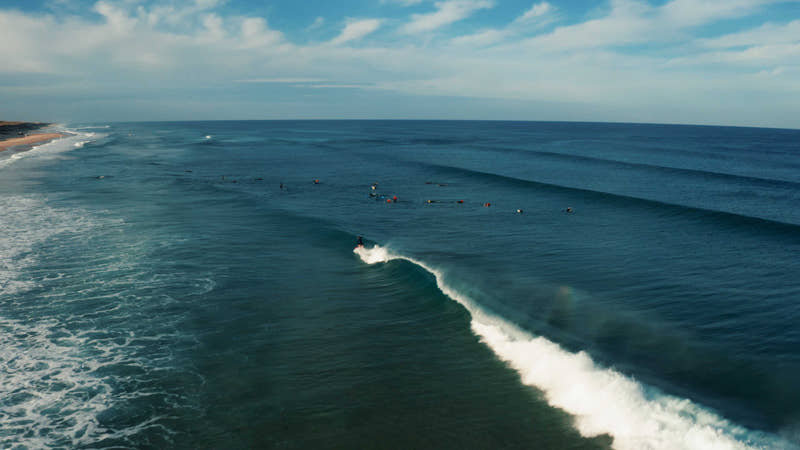 Vague à Seignosse vue du ciel, dans les Landes